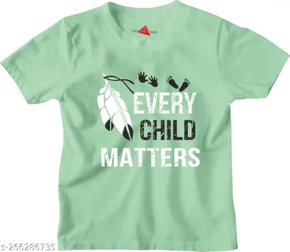 "Summer Fun: Printed Pure Cotton Kids T-Shirt and Shorts Set for Cool Adventures!"